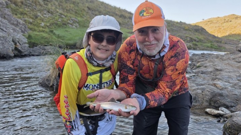 Pesca de Truchas en las sierras de Córdoba.